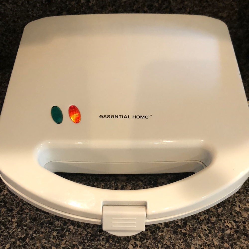 Essential home sandwich 🥪 maker